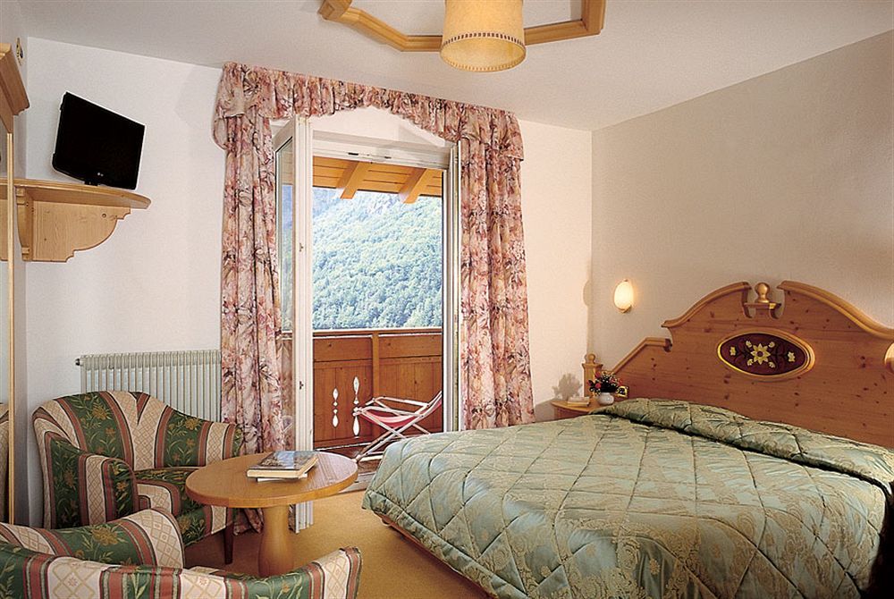 Hotel Olympia Molveno Ngoại thất bức ảnh