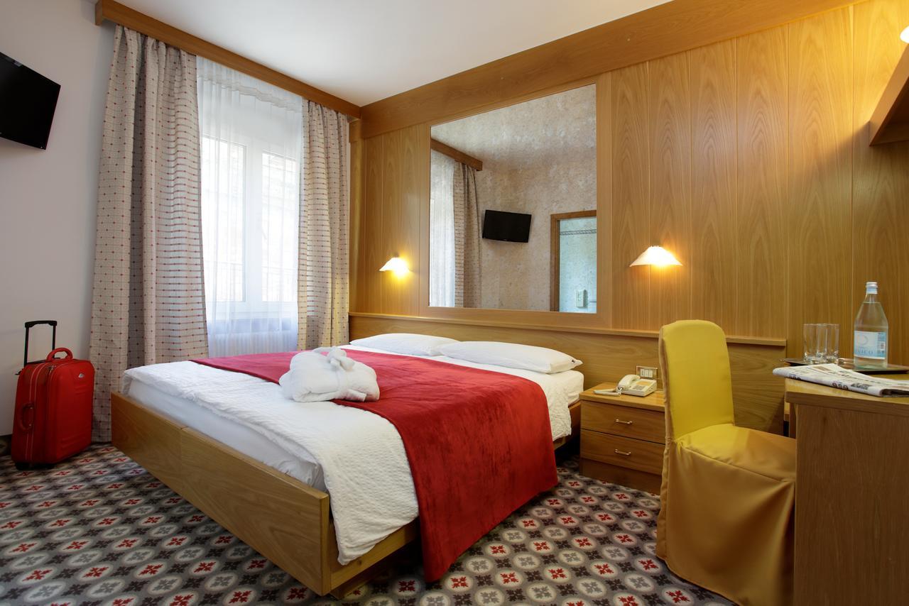 Hotel Olympia Molveno Ngoại thất bức ảnh