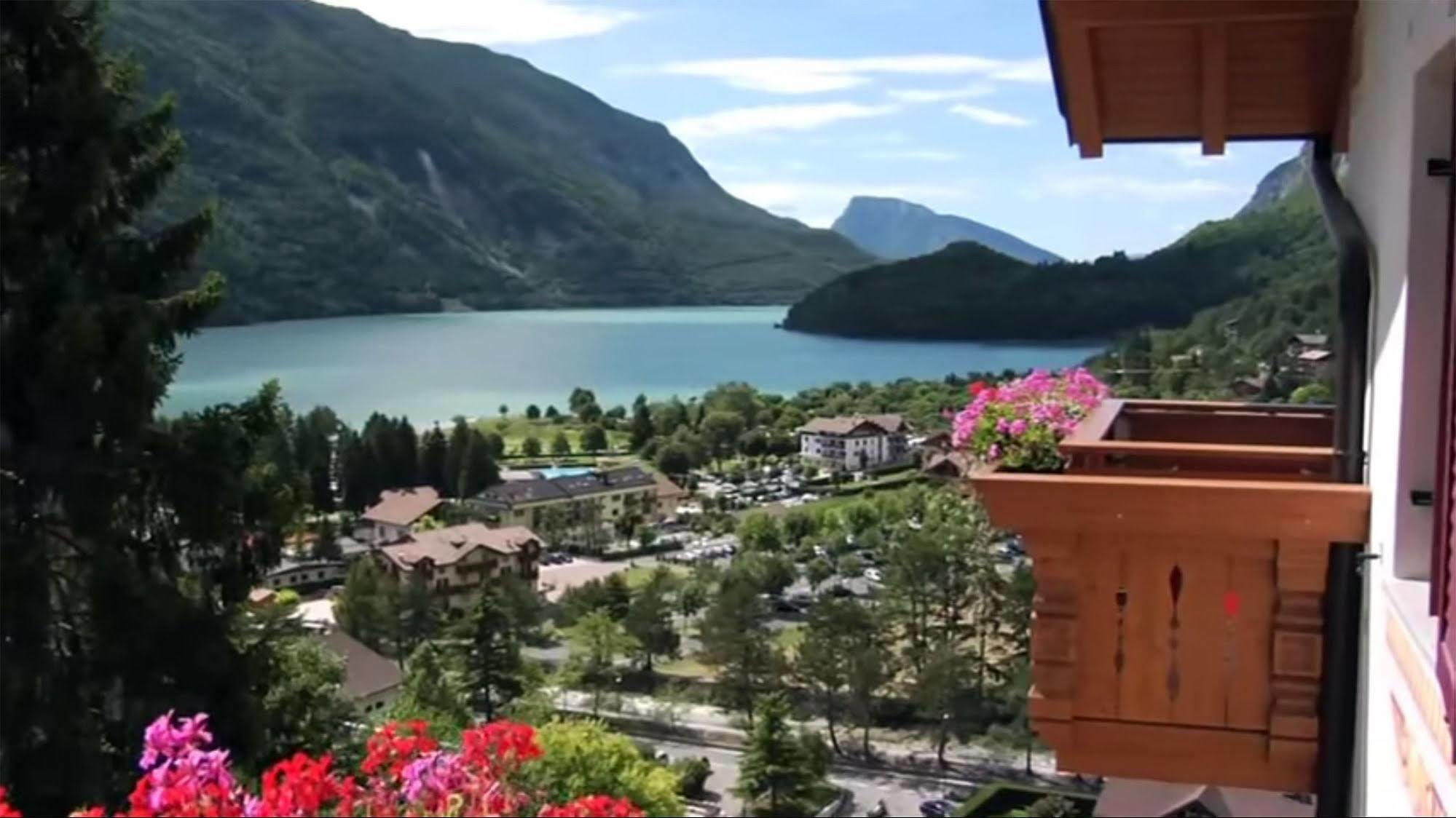 Hotel Olympia Molveno Ngoại thất bức ảnh